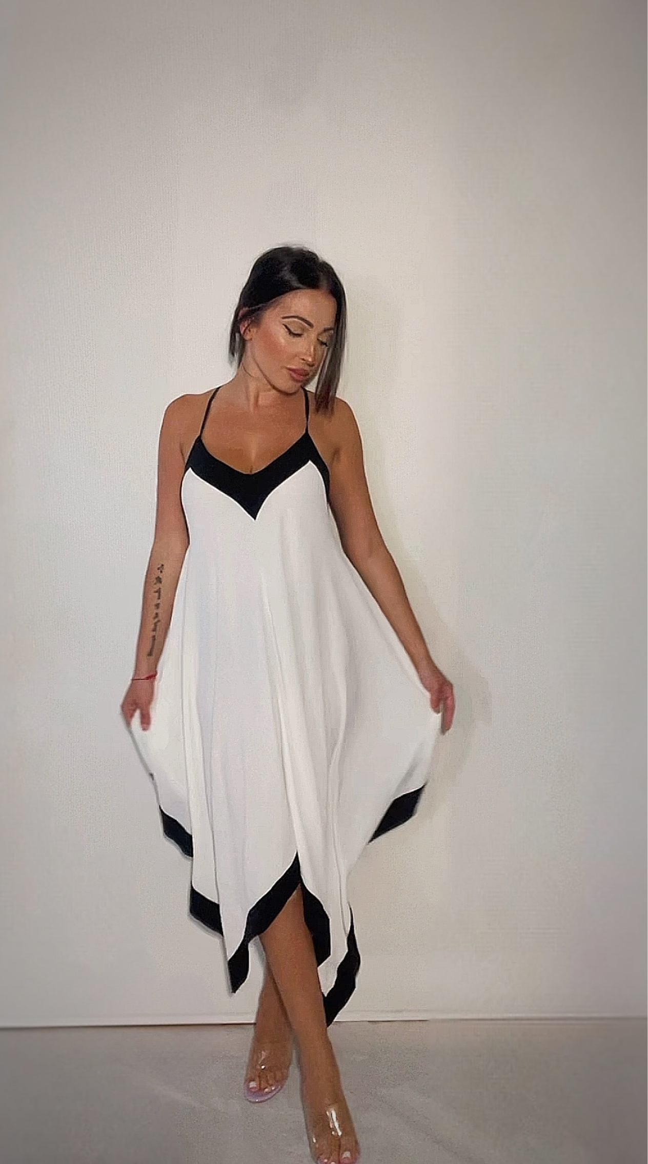 ROBE LONGUE FLUIDE COL EN  V