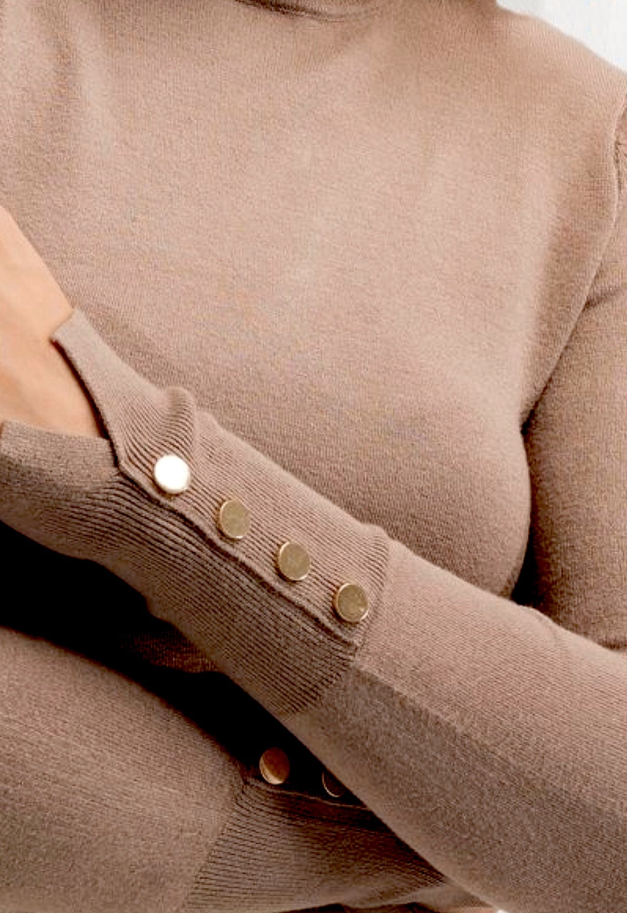 PULL BASIQUE EN MAILLE À COL MONTANT FEMMEBRANCHEE