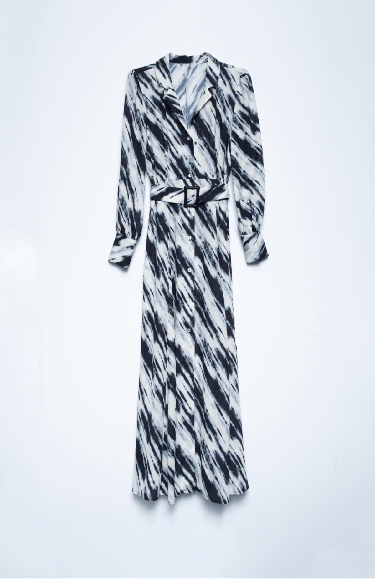 ROBE-CHEMISE-LONGUE-IMPRIMÉE-noir-femmebranchee