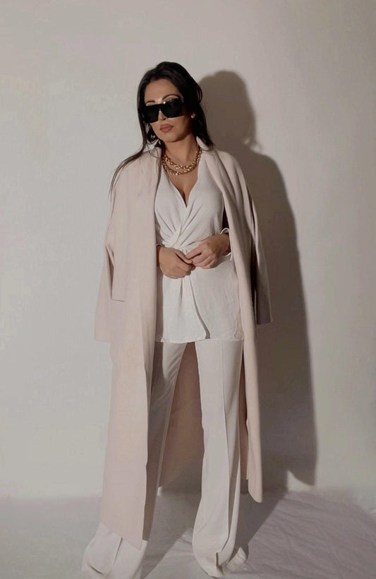 manteau-oversize-pantalon-chemisier-top-femmebranchée