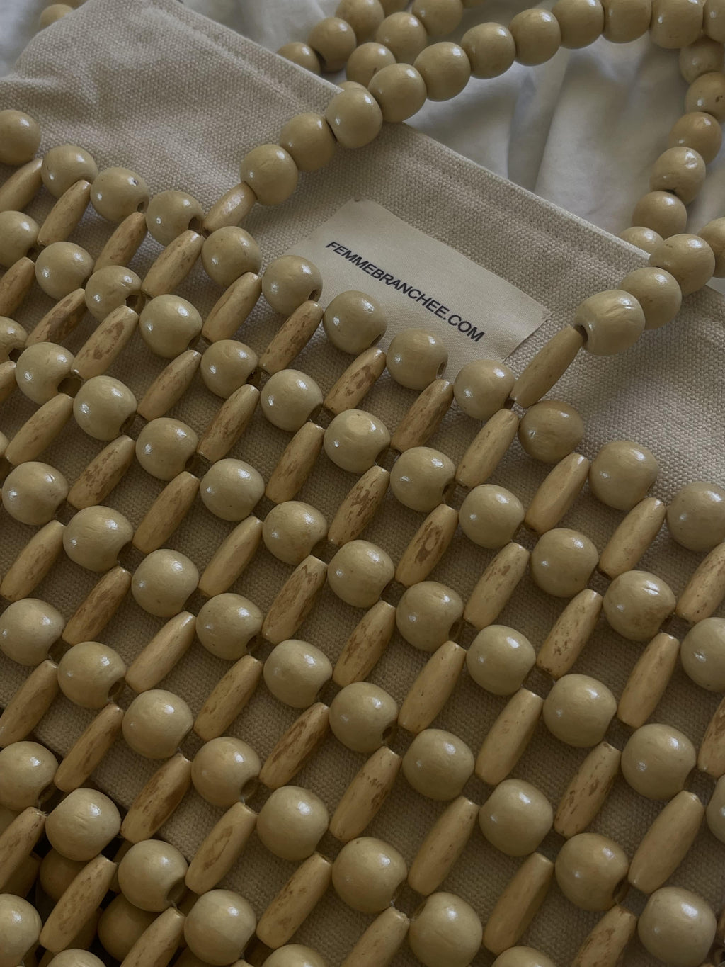 SAC EN PERLES DE BOIS