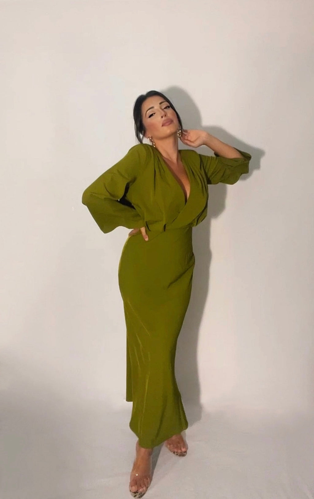 ROBE LONGUE DÉTAILS PLISSÉS