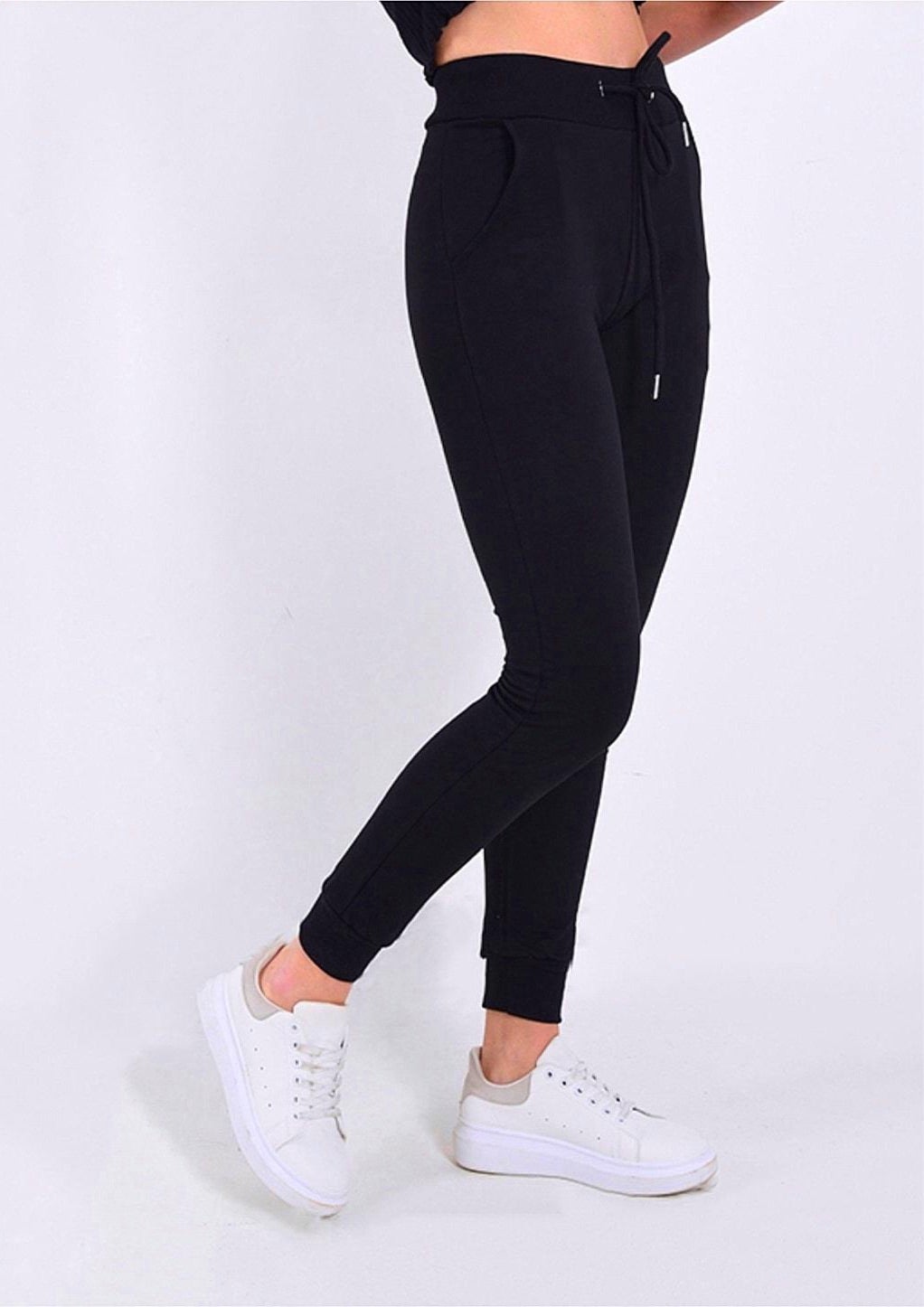 Jogging-slim-en-coton-femmebranchee