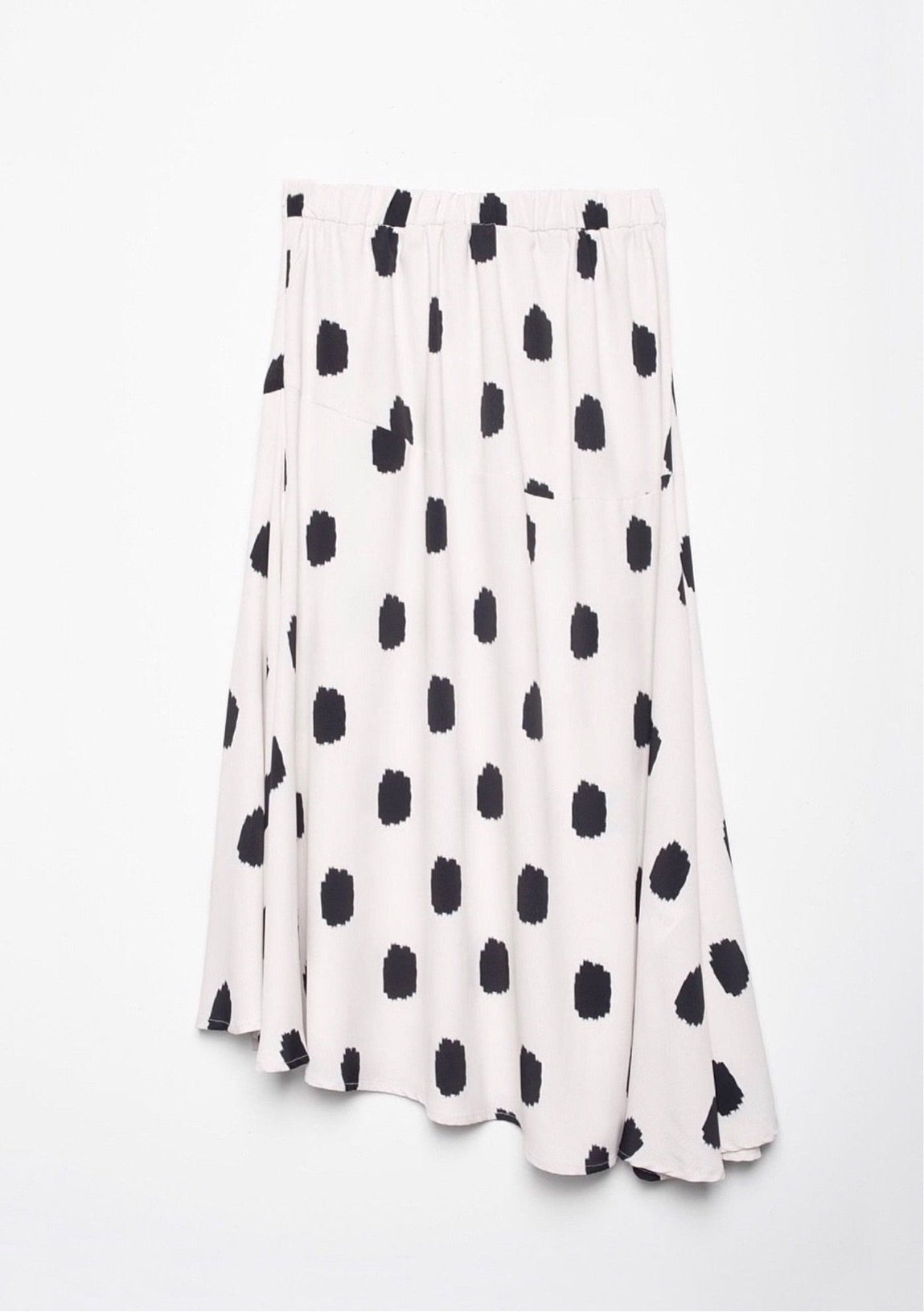 Jupes-mi-longue-femmebranchee