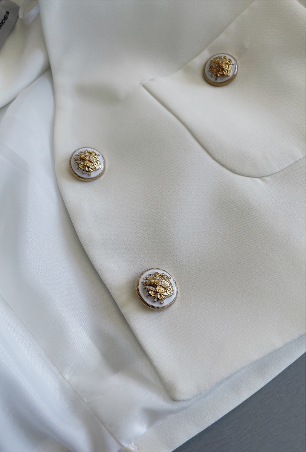 BLAZER À MANCHES COURTES FEMMEBRANCHEE